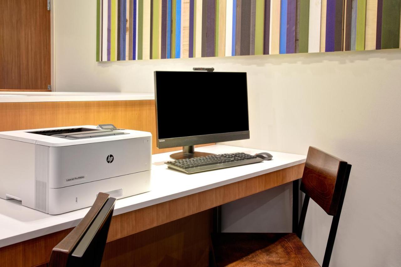 Holiday Inn Express & Suites - Ottawa By Ihg Exterior photo