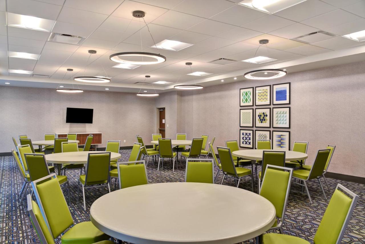 Holiday Inn Express & Suites - Ottawa By Ihg Exterior photo